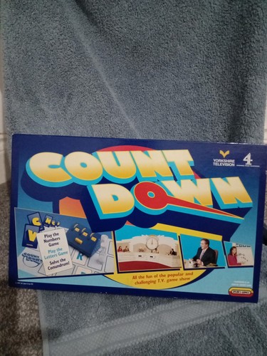 Countdown board game - board, spears