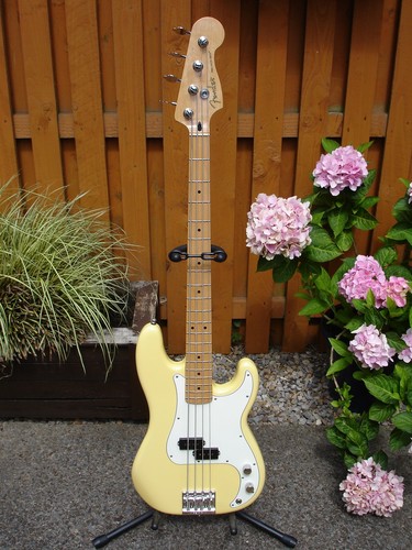 Fender precision bass - fender,