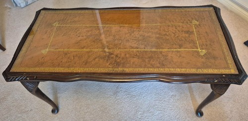 Vintage style mahogany coffee - style,