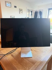 Apple Studio Display 27" with