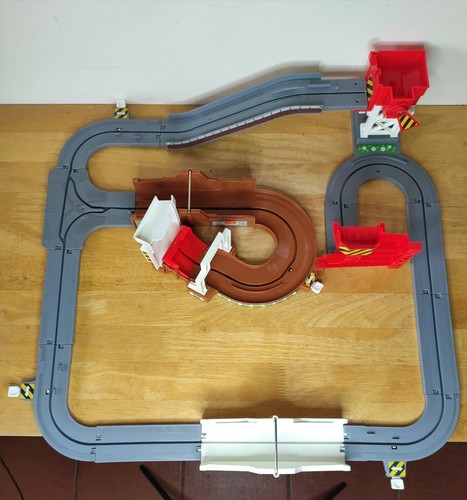 Tomy thomas the tank - 🚂,