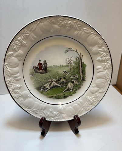 Vintage plate hunting scene - hunting,