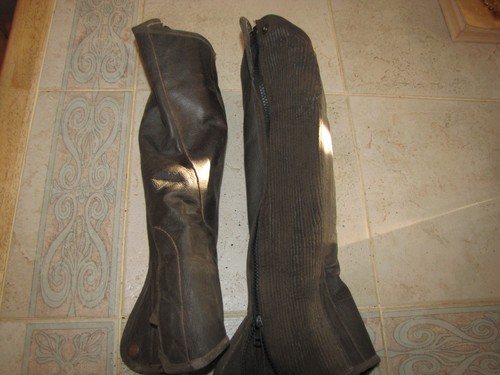 Pair vintage destressed - pair,