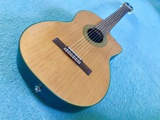 Takamine TC132SC