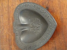 20th century Wedgewood Black basalt pin tray     ( 1337)