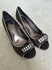 Phase Eight Size 5 Special