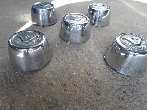 Volvo 240 series - chrome, wheel