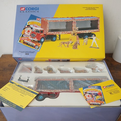 New corgi chipperfields circus - corgi,