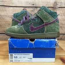 Size 9.5 - Nike SB Dunk High