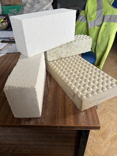 Insulating brick 230 114 - 230, x