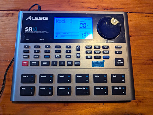 Alesis sr18 digital - alesis,