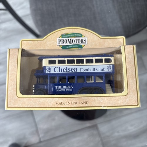 Chelsea diecast team bus - fc,