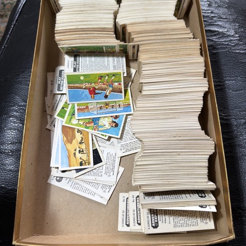 Job lot 200 brooke bond - ,