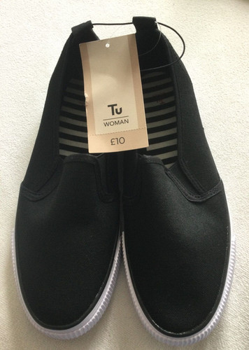 Black slip canvas skater - on,