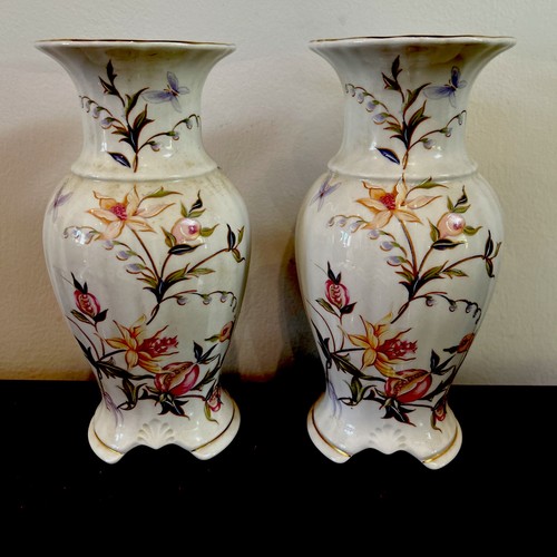 Pair royal winton wild - of,