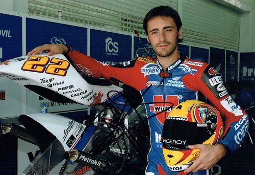 Pablo nieto signed - nieto, photo