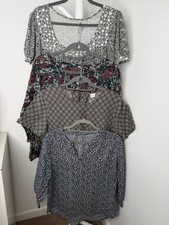 4 Item Bundle of Women's Size