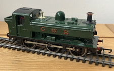 Early Triang Hornby 0-6-0 GWR Pannier Tank Loco with Synchrosmoke OO Gauge Rare