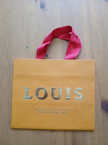Genuine louis vuitton gift bag - louis,