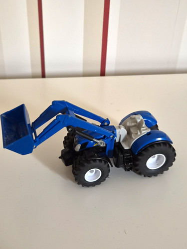 Siku new holland farmer - new,