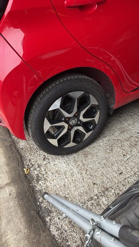 Toyota aygo alloy wheel - toyota,