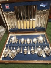 Vintage Small 6 Place Setting