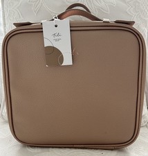 Tili Fold Out Travel