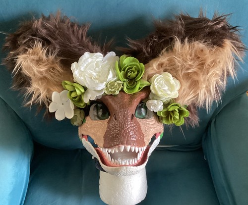 Fursuit head girl - head,, dino