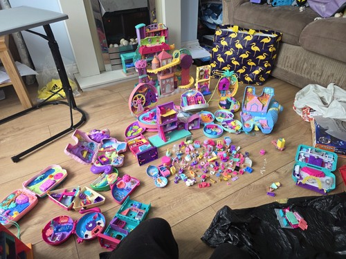 Huge polly pocket modern job - pocket,