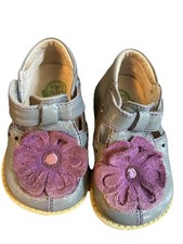 LIVIE & LUCA Sandals Shoes