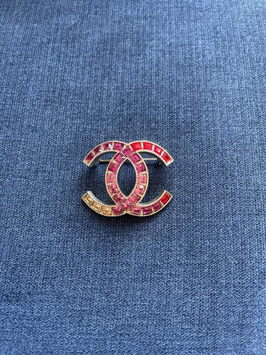 Authentic chanel crystal - authentic,