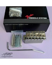 Left handed Fender® 6-Saddles