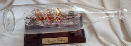 Spanish galleon sailing ship - galleon,
