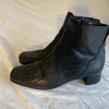 Gabor Boots size 6.5UK Black