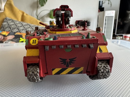 Warhammer 40k space marines - space,