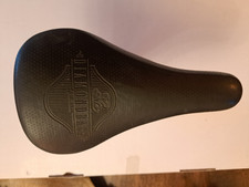 VINTAGE MID SCHOOL BMX LIGHTWEIGHT DIAMOND BACK ONE PIECE SADDLE AND POST