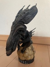 NECA Alien Head Knocker