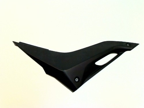 Side cover right yamaha yzf - yamaha, r