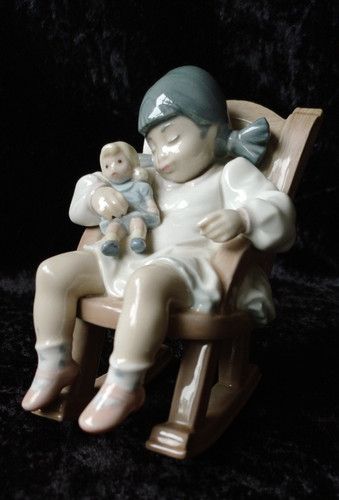 Retired lladro figurine - retired,