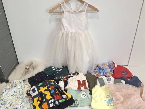 Kids clothes job - clothes,