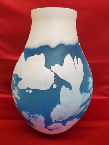 Cameo glass art deep etched - cameo,