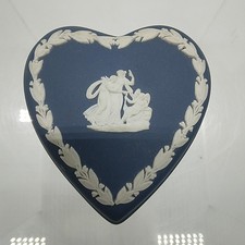 Wedgwood Dark Portland Blue Jasper Ware Heart Shaped Trinket Box approx 6 cms