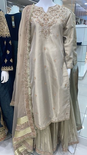 Women gold embroidered - gold,