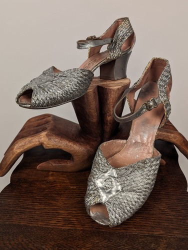 Antique 1930 burnished - 1930’s,
