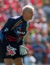 Manchester United Away PL