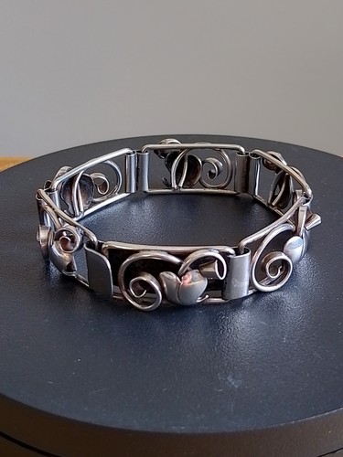 Superb design danish mcm - design,
