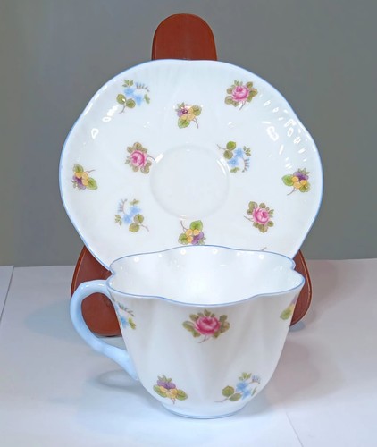 Shelley dainty tea cup - tea, &