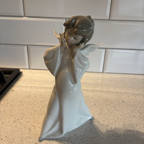 Vintage lladro mime - angel, with