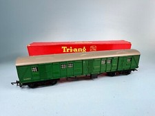 Tri-ang R226 - OO GAUGE SR Green Utility Van (Opening Doors) BOXED