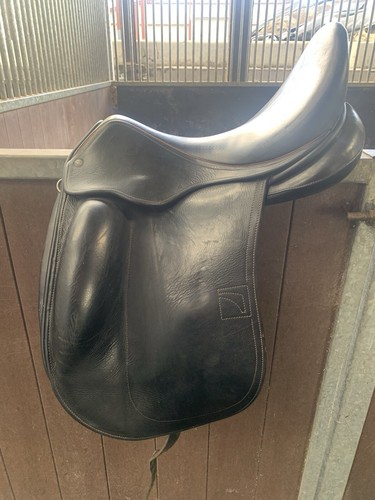 Dressage saddle 5 - dressage,
